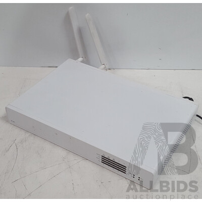 Sophos XG-125 Network Security/Firewall Appliance w/ Power Supply