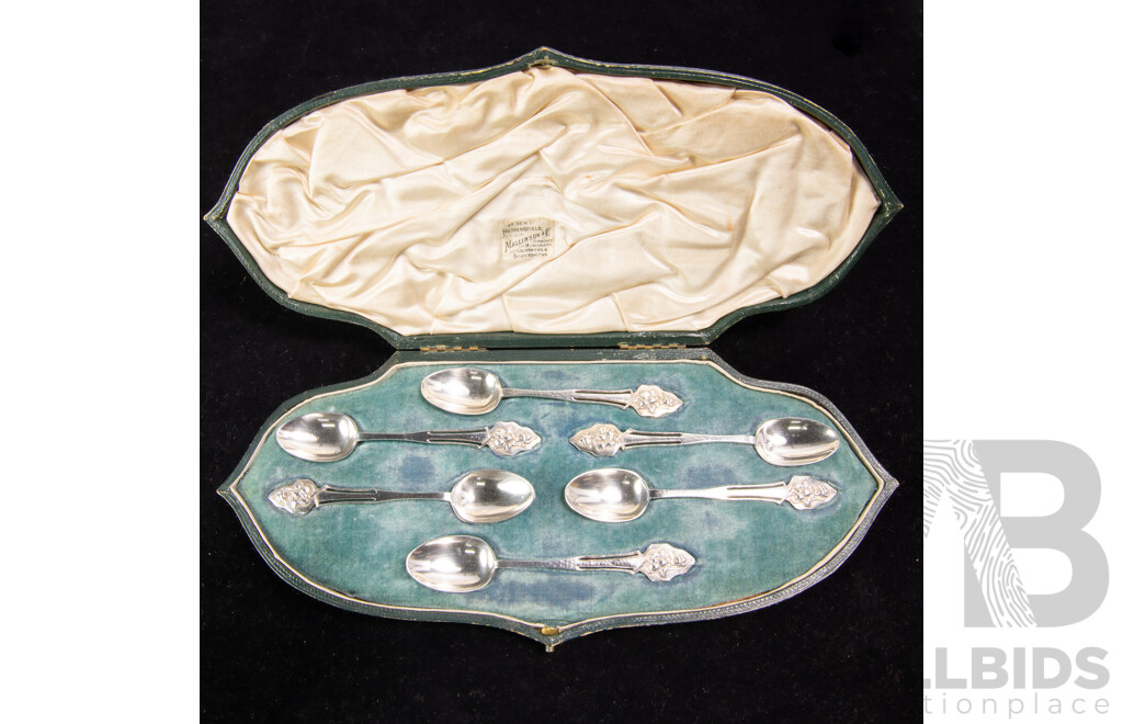 Antique Set Six Sterling Silver Teaspoons with Flower Finials, in Original Case, William Comyns, London, 1900, Retailed by Maddison & Co Huddersfield,
