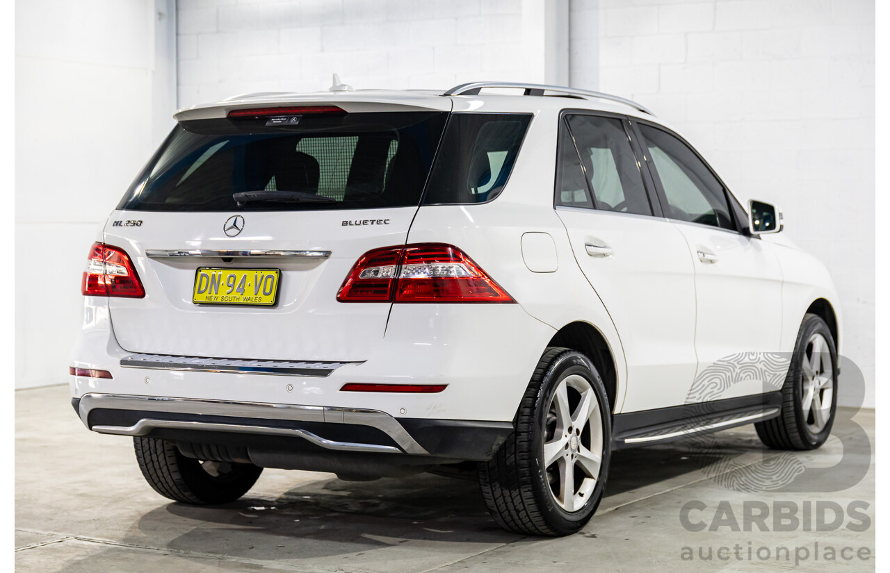 11/2014 Mercedes-Benz ML250 CDI Bluetec (4x4) 166 4d Wagon Polar White Turbo Diesel 2.1L