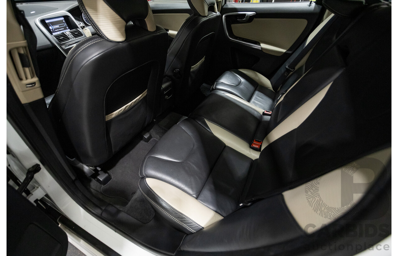 7/2013 Volvo XC60 T6 R-Design (AWD) DZ MY12 4d Wagon White Turbo 3.0L