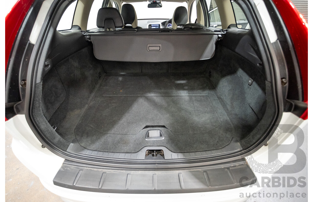 7/2013 Volvo XC60 T6 R-Design (AWD) DZ MY12 4d Wagon White Turbo 3.0L