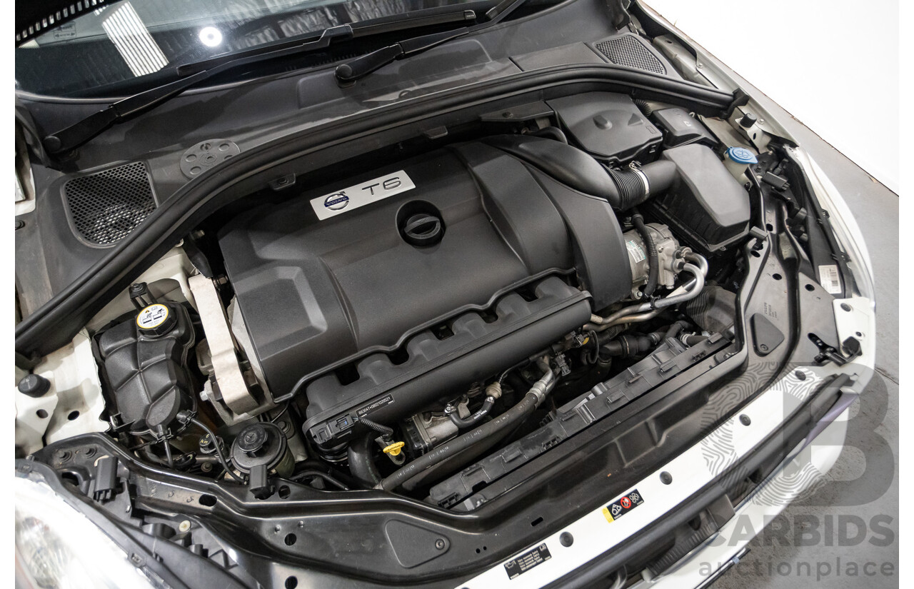 7/2013 Volvo XC60 T6 R-Design (AWD) DZ MY12 4d Wagon White Turbo 3.0L