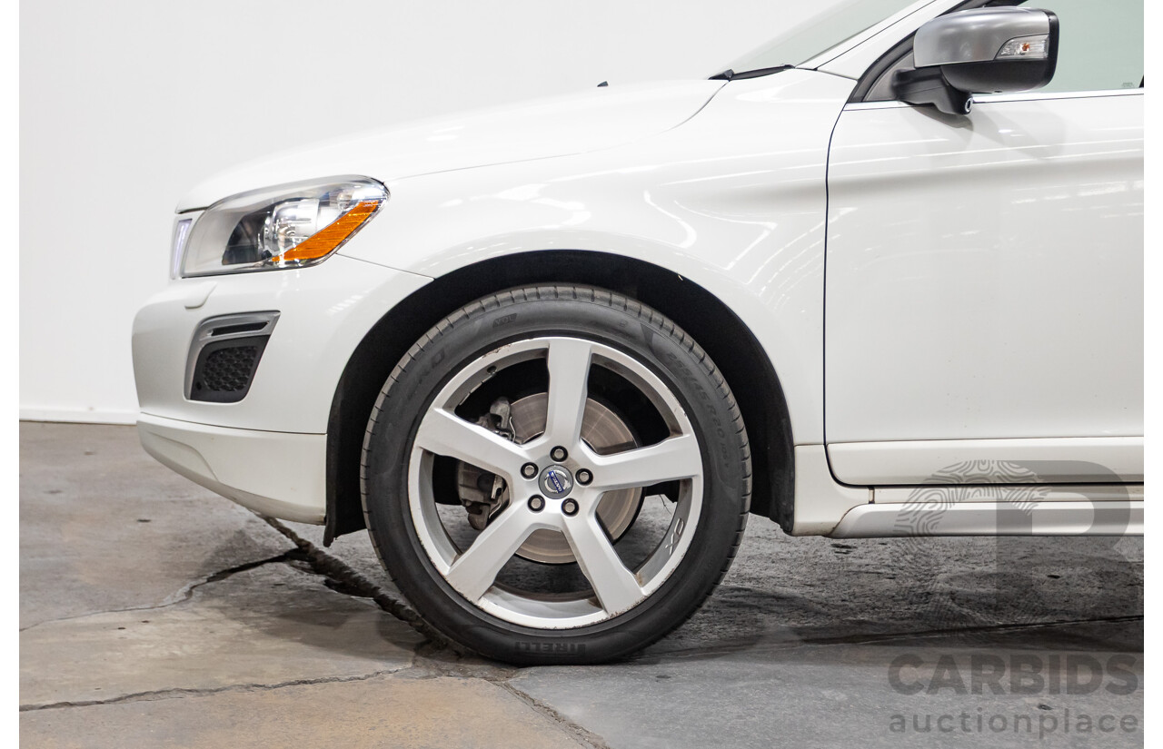 7/2013 Volvo XC60 T6 R-Design (AWD) DZ MY12 4d Wagon White Turbo 3.0L