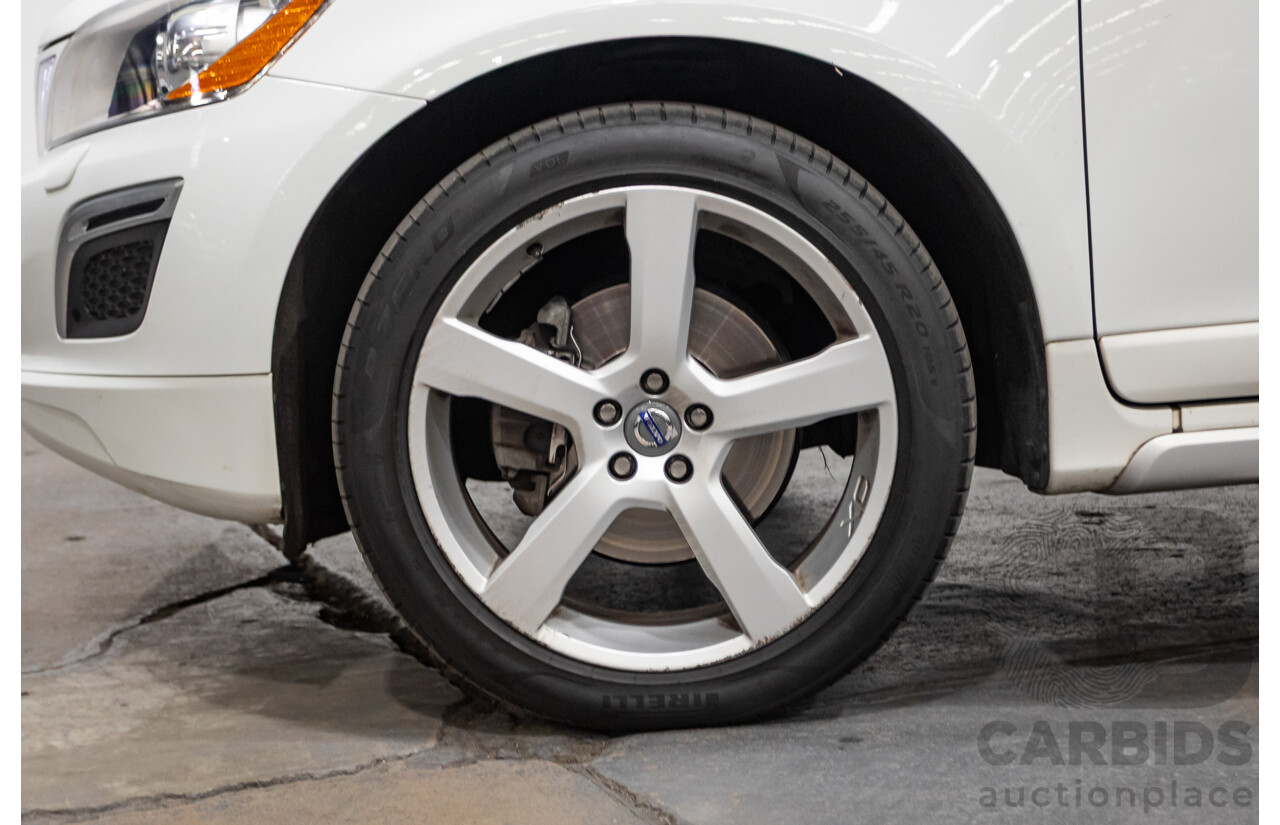 7/2013 Volvo XC60 T6 R-Design (AWD) DZ MY12 4d Wagon White Turbo 3.0L