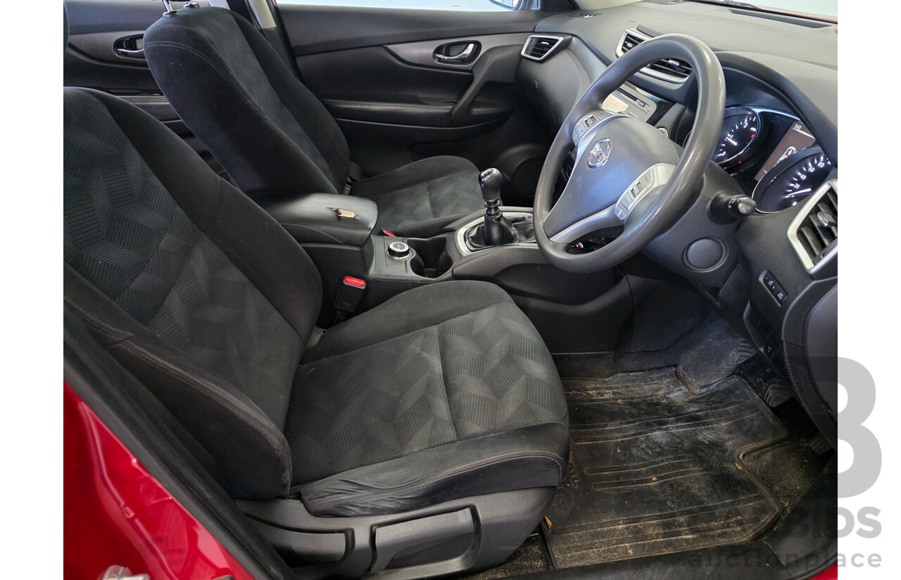 5/2015 Nissan X-Trail ST (4x4) T32 4d Wagon Red Turbo Diesel 2.5L