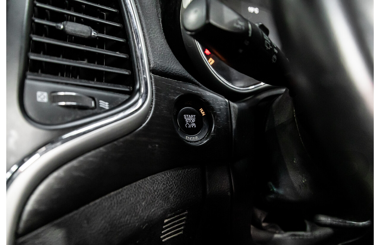 5/2015 Jeep Grand Cherokee Blackhawk WK MY15 4d Wagon Brilliant Black Pearl Turbo Diesel 3.0L