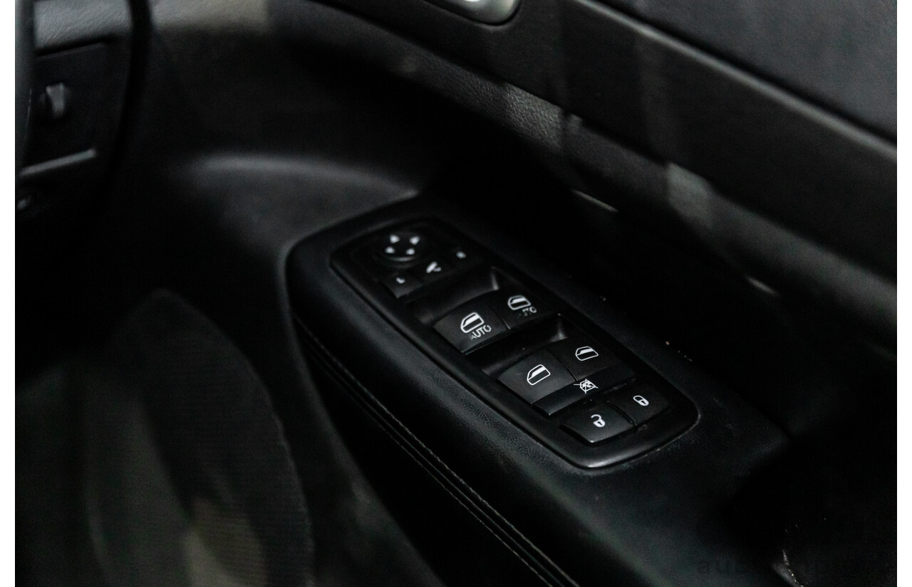 5/2015 Jeep Grand Cherokee Blackhawk WK MY15 4d Wagon Brilliant Black Pearl Turbo Diesel 3.0L