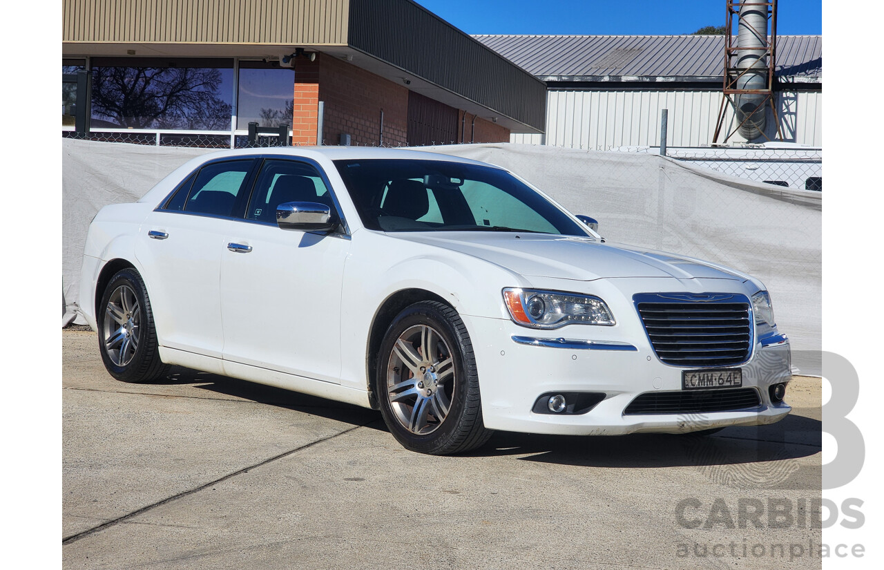 2/2013 Chrysler 300 C MY12 4d Sedan White 3.6L