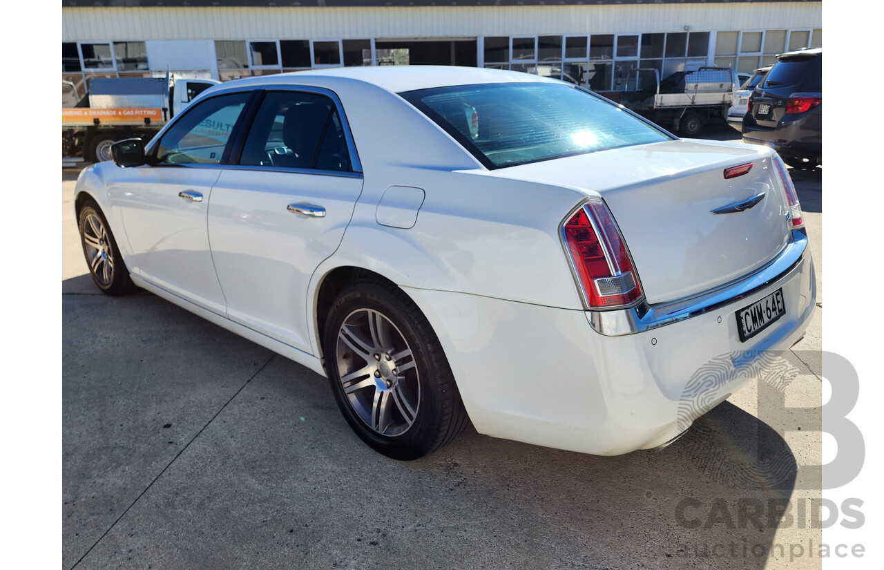 2/2013 Chrysler 300 C MY12 4d Sedan White 3.6L