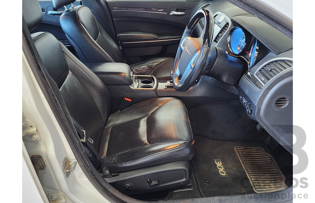 2/2013 Chrysler 300 C MY12 4d Sedan White 3.6L
