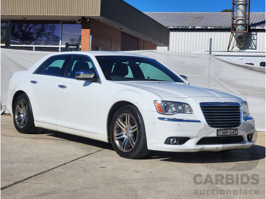 2/2013 Chrysler 300 C MY12 4d Sedan White 3.6L