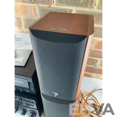 YAMAHA Hi-Fi System and Set of FOCAL Chorus Speakers