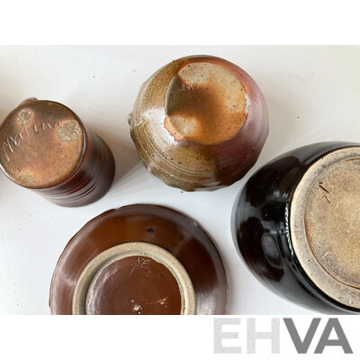 Roma Rubensohn (1927-2025) Collection of Studio Pottery Collection in Brown Blue Tones - Lot of 11