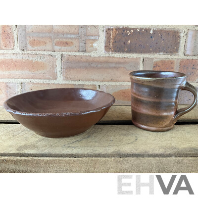 Roma Rubensohn (1927-2025) Collection of Studio Pottery Collection in Brown Blue Tones - Lot of 11