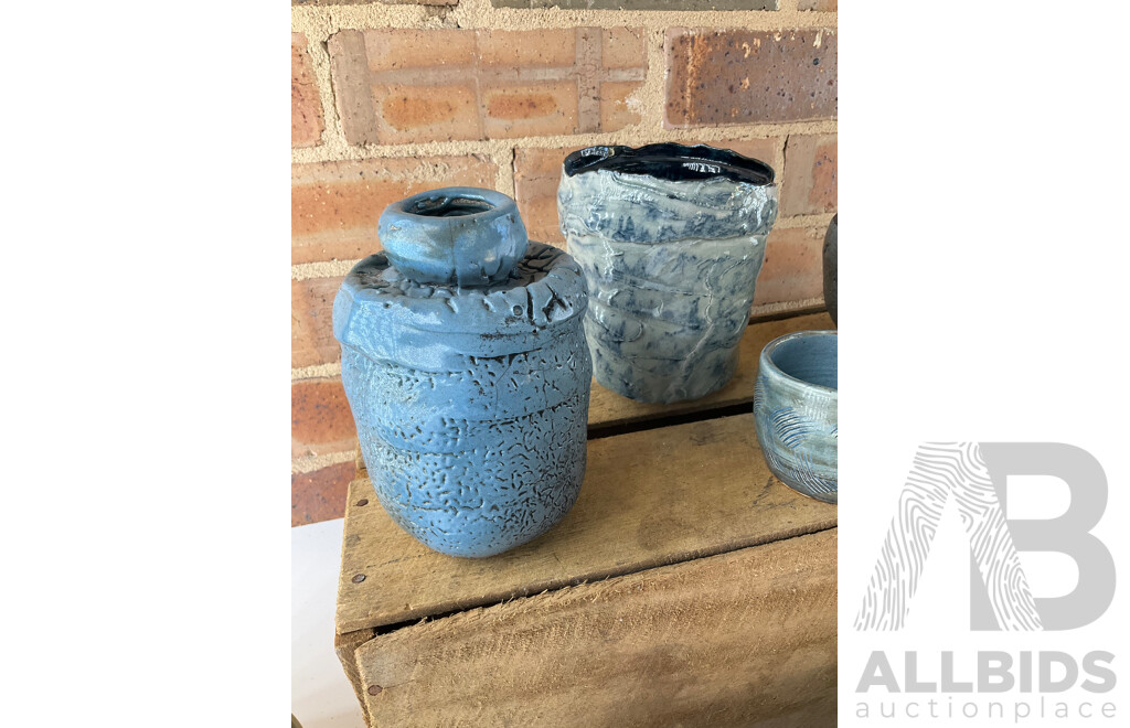 Roma Rubensohn (1927-2025) Collection of Studio Pottery Collection in Blue Tones - Lot of 23