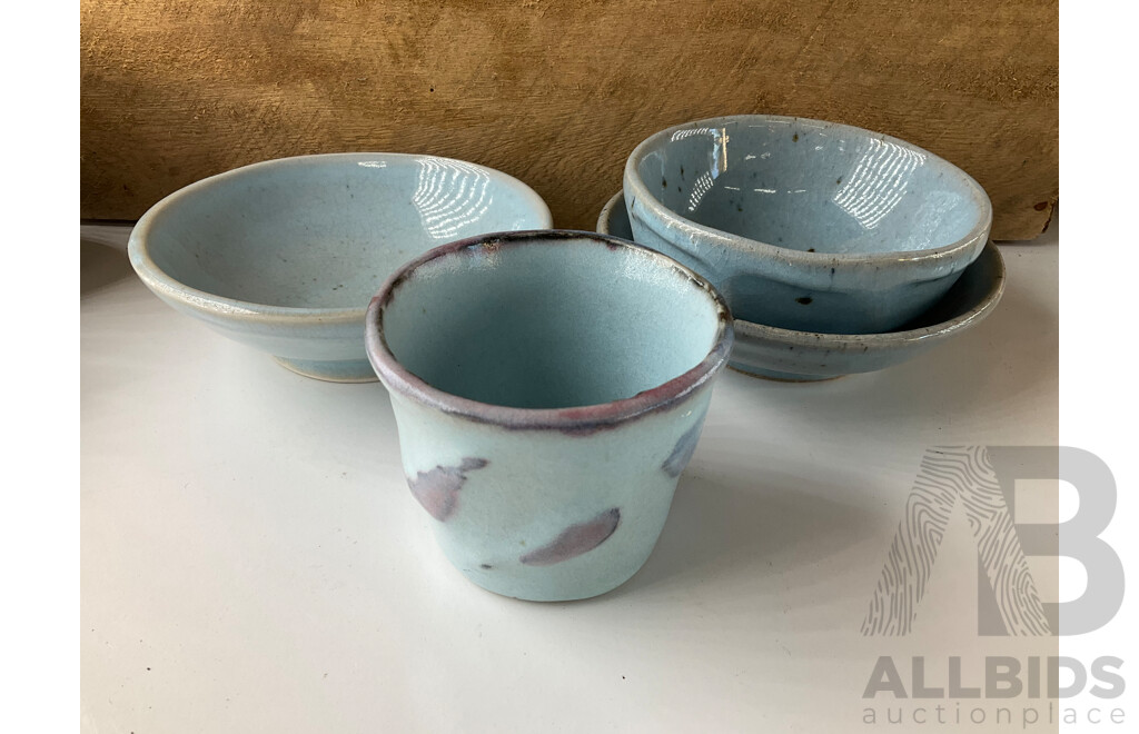 Roma Rubensohn (1927-2025) Collection of Studio Pottery Collection in Blue Tones - Lot of 23