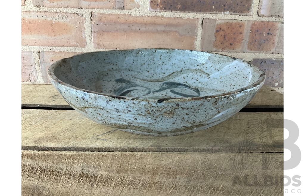 Roma Rubensohn (1927-2025) Collection of Studio Pottery Collection in Green Tones - Lot of 18