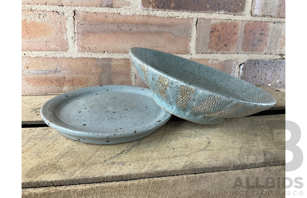 Roma Rubensohn (1927-2025) Collection of Studio Pottery Collection in Green Tones - Lot of 18