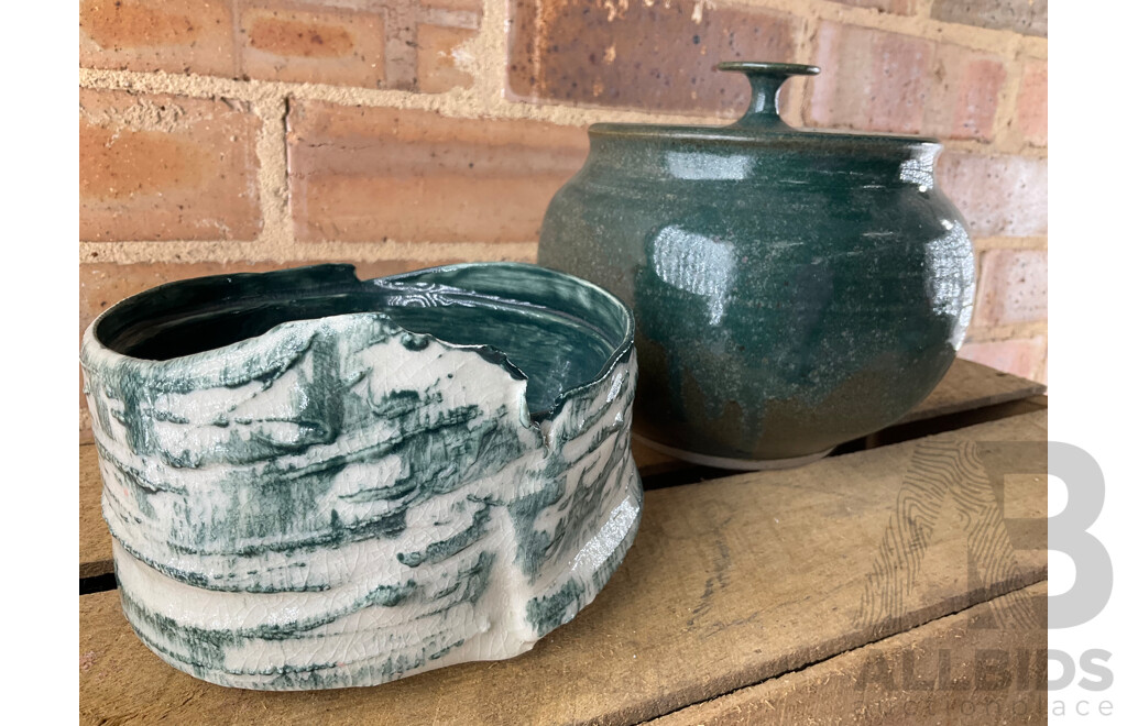 Roma Rubensohn (1927-2025) Collection of Studio Pottery in Green Tones and others- Lot of 21