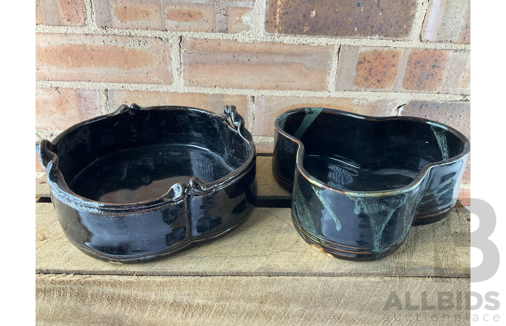 Roma Rubensohn (1927-2025) Collection of Studio Pottery in Blue and Green Tones - Lot of 17