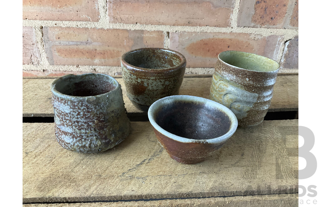 Roma Rubensohn (1927-2025) Collection of Studio Pottery in Brown Tones  - Lot of 26