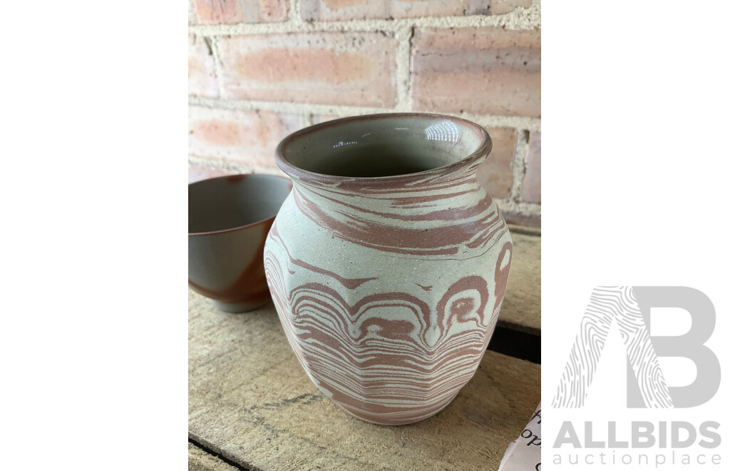 Roma Rubensohn (1927-2025) Collection of Studio Pottery in Brown Tones  - Lot of 26