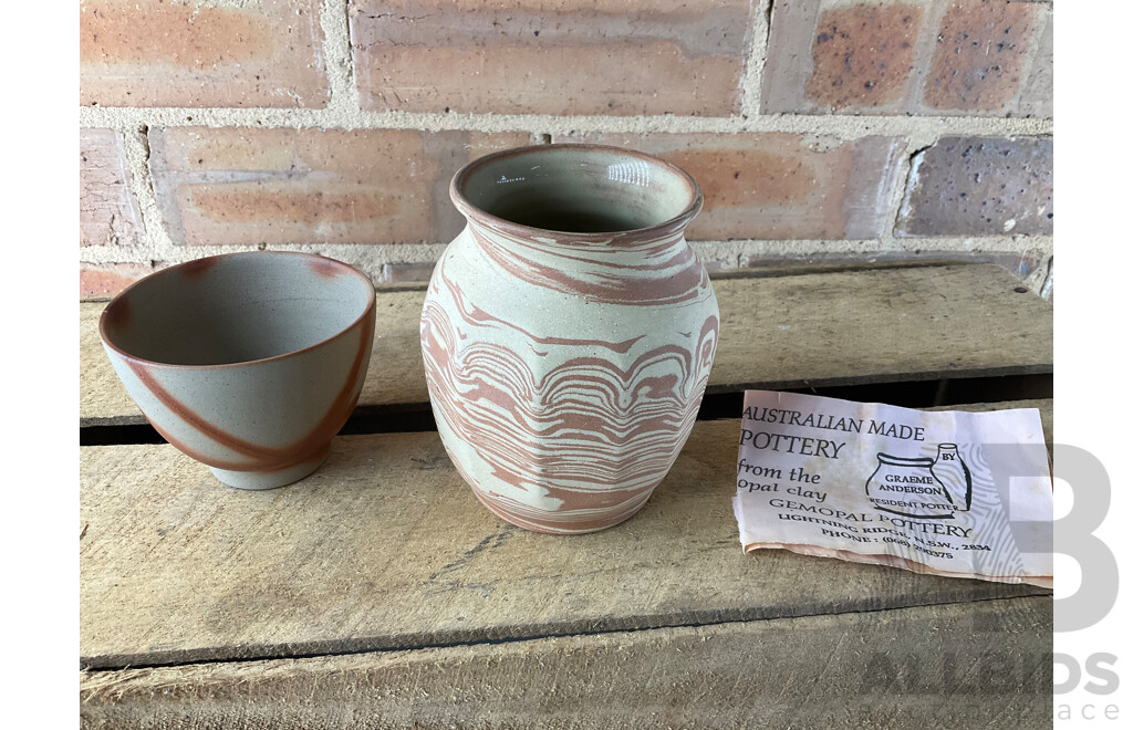 Roma Rubensohn (1927-2025) Collection of Studio Pottery in Brown Tones  - Lot of 26