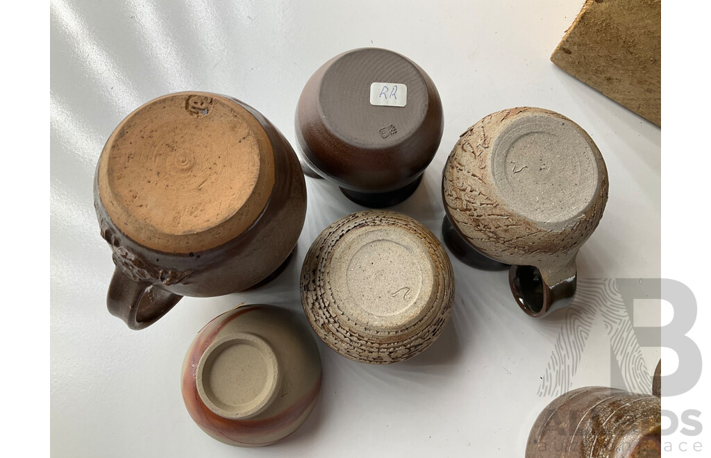 Roma Rubensohn (1927-2025) Collection of Studio Pottery in Brown Tones  - Lot of 26