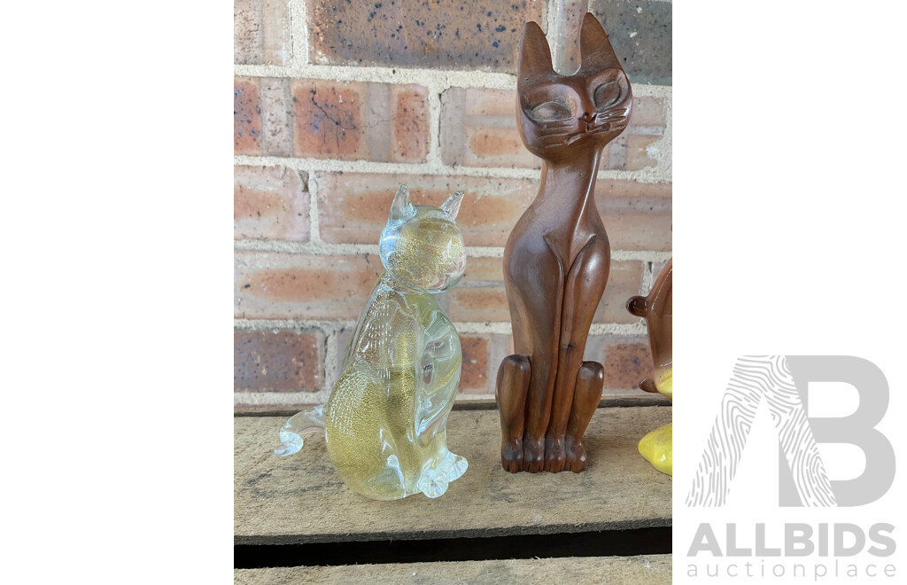 Collection of Decorative Objects Including Donald Duck Figure, Murano Crystal Cat, Huon Pine Serviette Holder and More