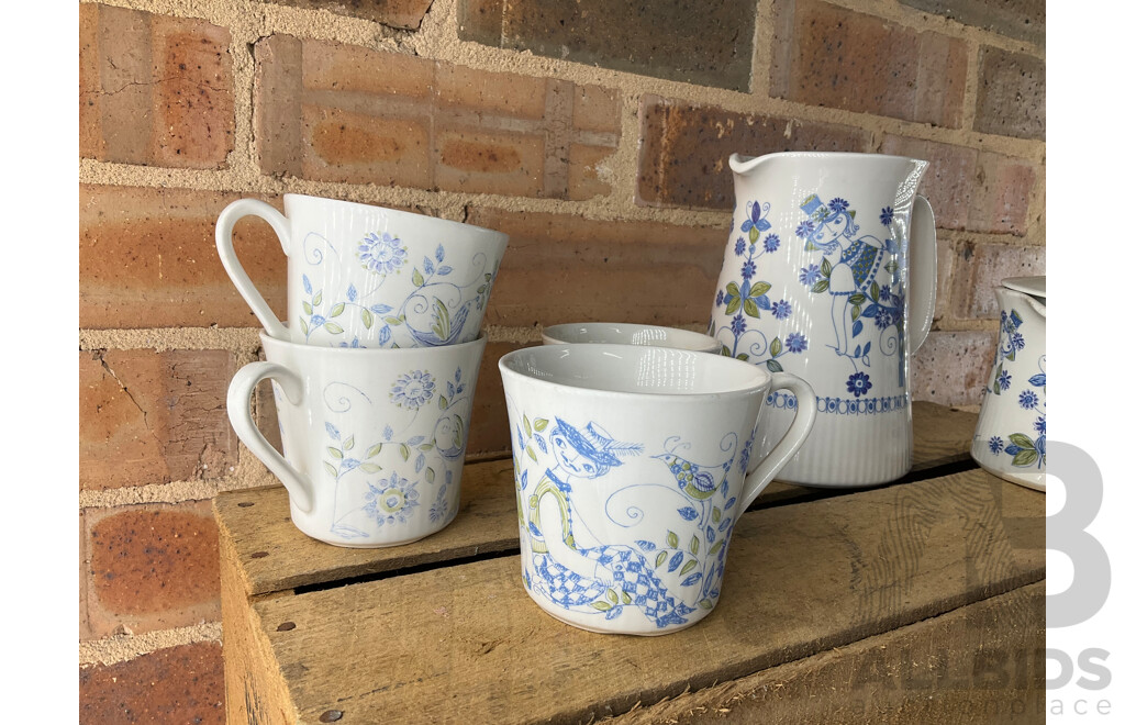 Collection of FIGGJO Turi Design Lotte 6 Piece Set, ROYAL COPENHAGEN Porcelan Plate (x3), THOMAS and FUN & GAMES Plate