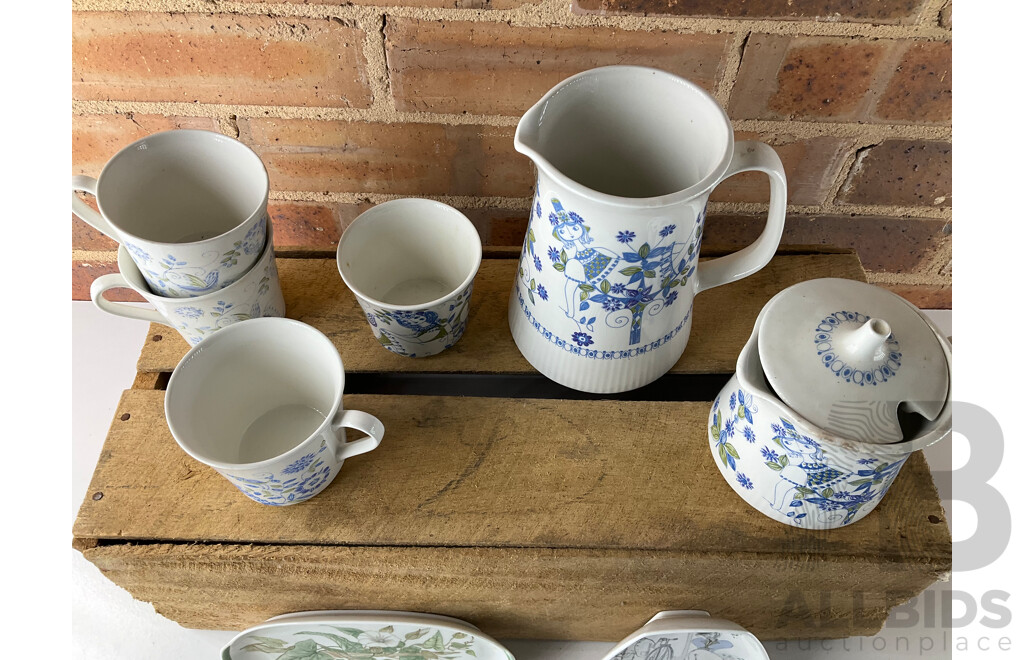 Collection of FIGGJO Turi Design Lotte 6 Piece Set, ROYAL COPENHAGEN Porcelan Plate (x3), THOMAS and FUN & GAMES Plate