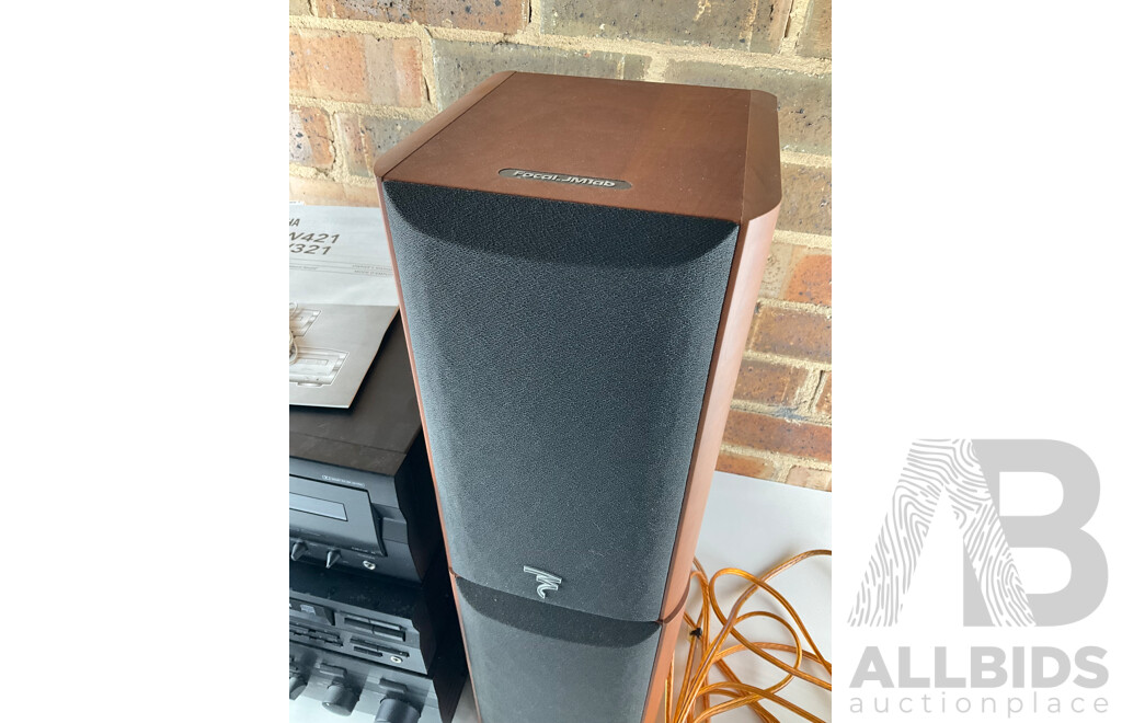 YAMAHA Hi-Fi System and Set of FOCAL Chorus Speakers