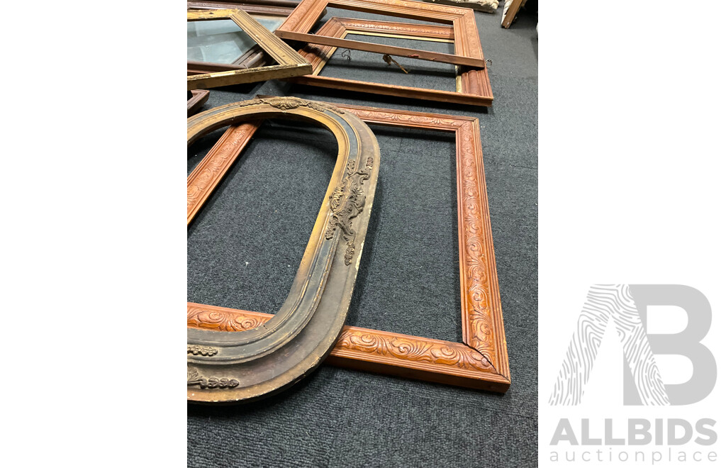 Assorted Arts and Frames - Including GIA ''Black Cat'', JUNO RAMMA ''African Women'', Framed Woodblock Print and More - Lot of 16