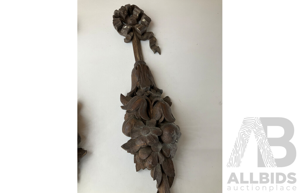 Late 19th Century Continental Carved Oak Architectural Drops