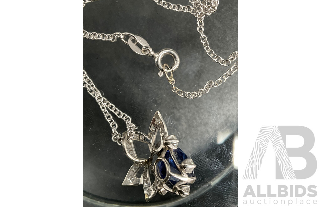 9ct White Gold Stone Pendant Necklace - Chain Hallmarked 375