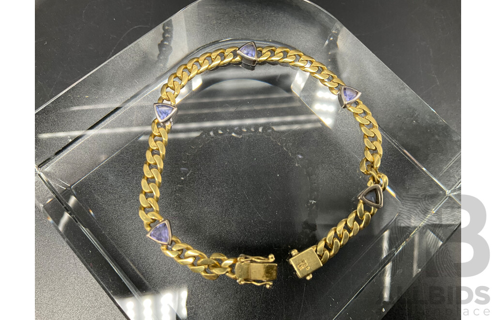 18ct Gold Bracelet with Trillion Cut Stones