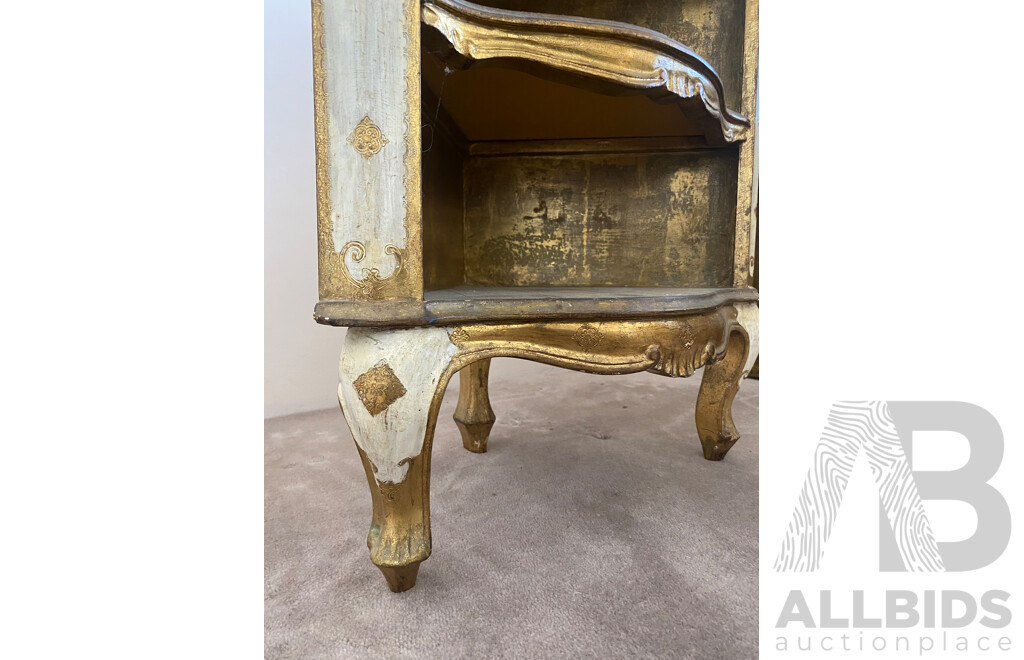 Venetian Style Gilt Three Tier Corner Shelf