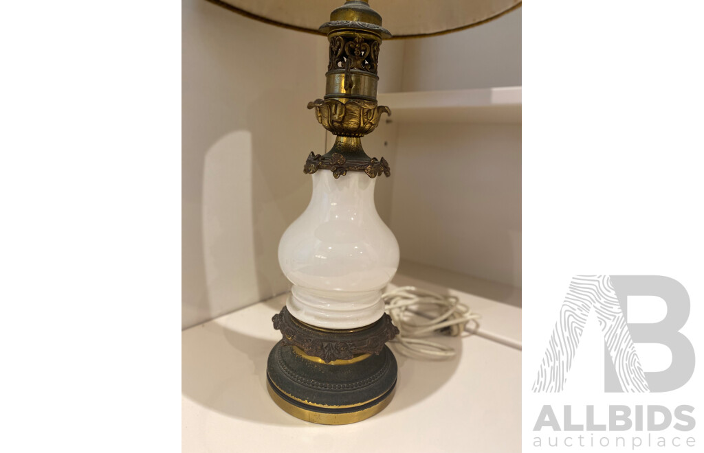 Vintage Porcelain and Gilt Table Lamp