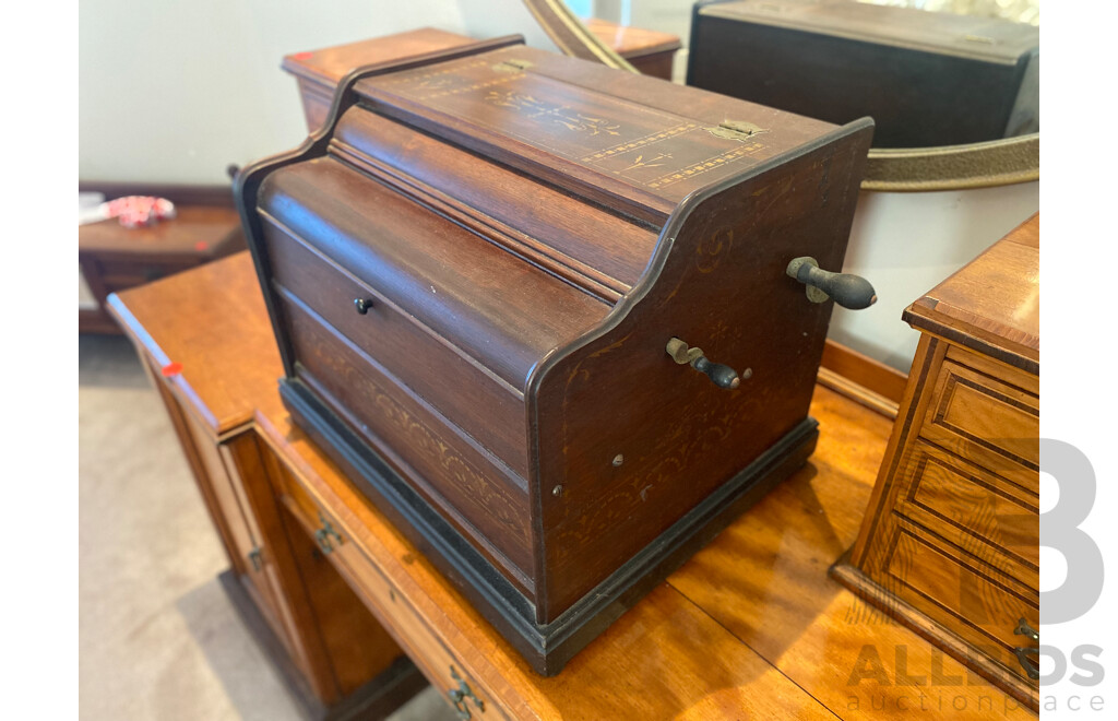 Symphonia Music Box - Wilcox and White Organ Co.- with Music Rolls