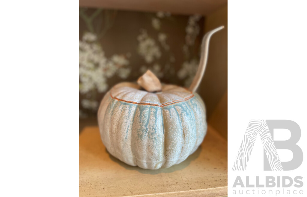 Roma Rubensohn (1927-2025) Stoneware Pumpkin Form Soup Tureen