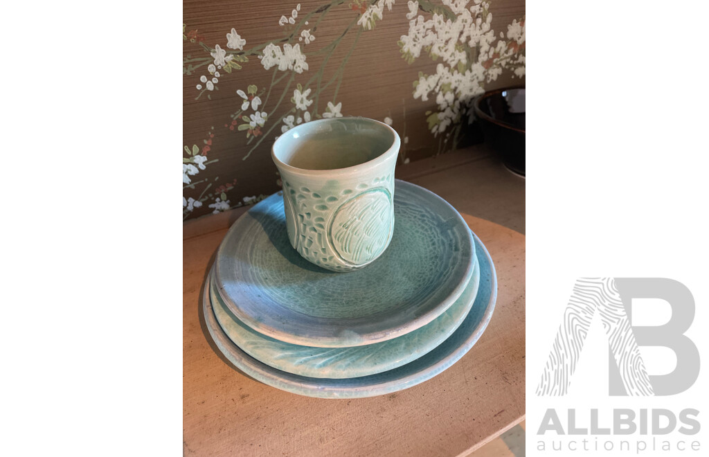 Roma Rubensohn (1927-2025) Collection of Studio Pottery