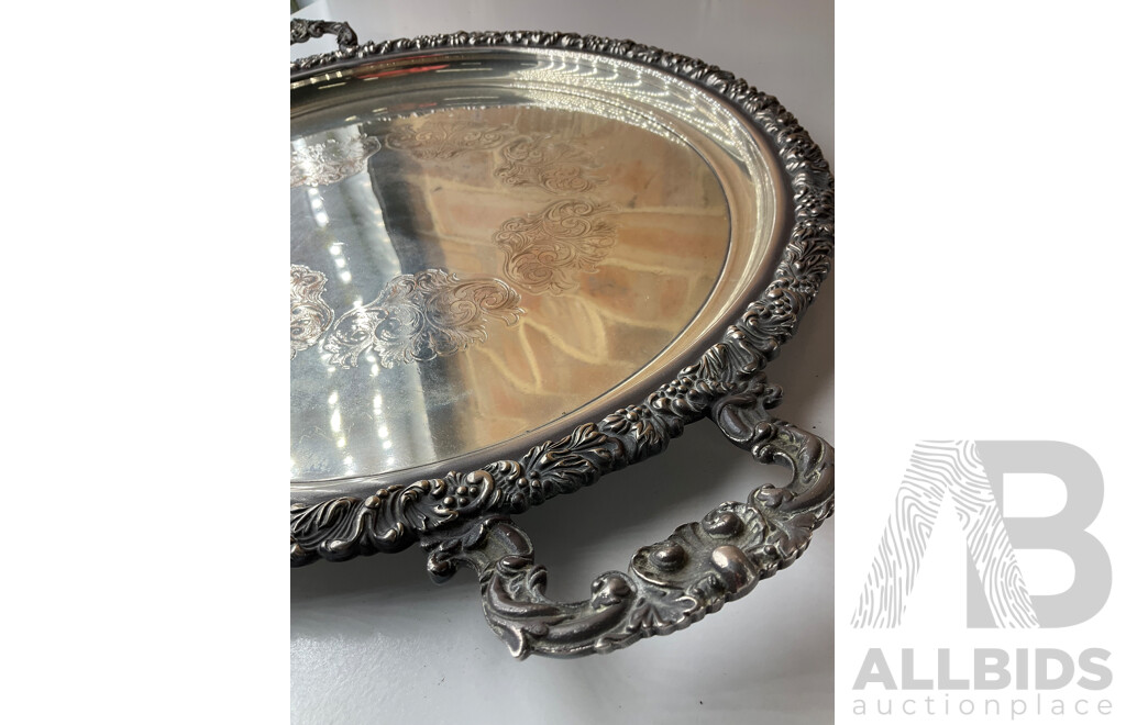 Collection of White Metal and Silver Plated Collectables, Including FLAVELLE & ROBERTS Napkin Lunt, HARDY BROS Cruet Set, RONSON Table Top Lighter, Salt and Peper Shakers and more 
