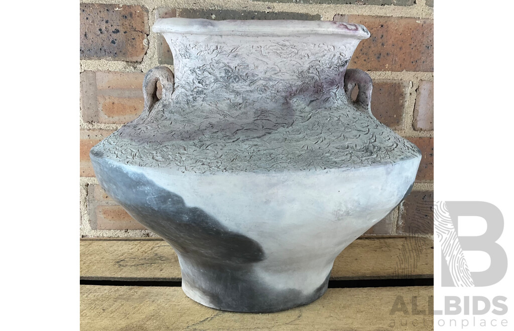 Roma Rubensohn (1927-2025) Collection of Studio Pottery Collection in Pink Brown Beige Tones - Lot of 8