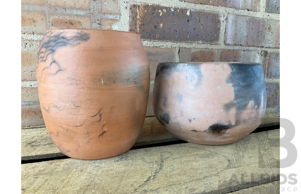 Roma Rubensohn (1927-2025) Collection of Studio Pottery Collection in Terracotta Tones - Lot of 20