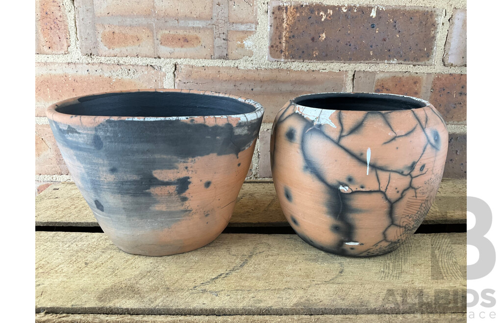 Roma Rubensohn (1927-2025) Collection of Studio Pottery Collection in Terracotta Tones - Lot of 20