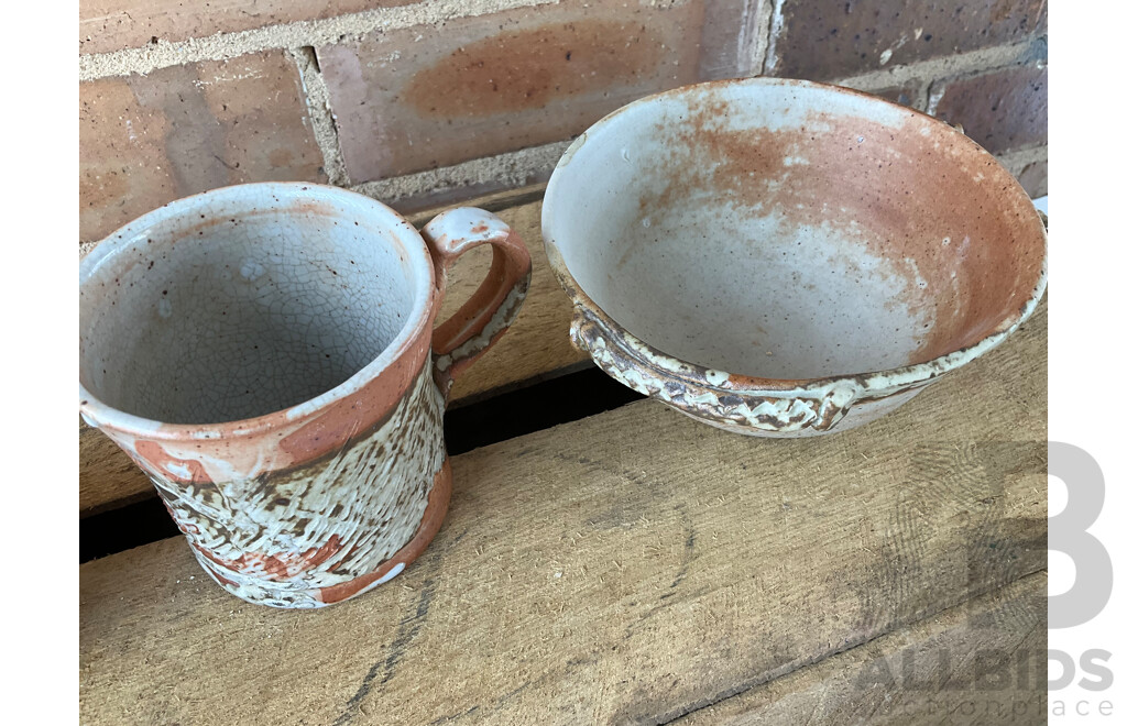 Roma Rubensohn (1927-2025) Collection of Studio Pottery Collection in Terracotta Tones - Lot of 20