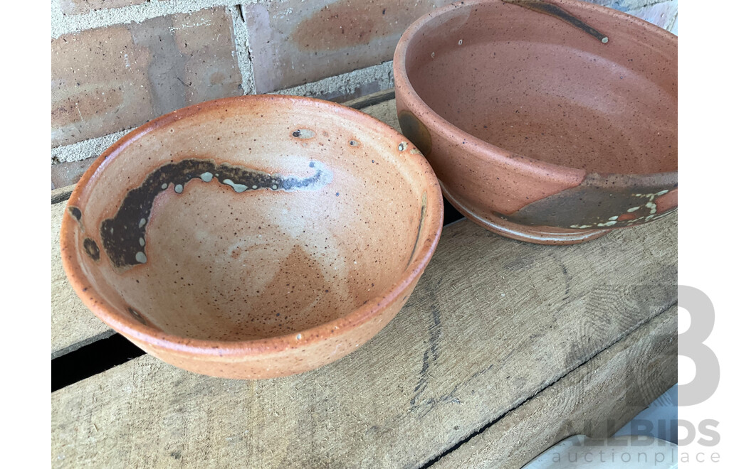 Roma Rubensohn (1927-2025) Collection of Studio Pottery Collection in Terracotta Tones - Lot of 20