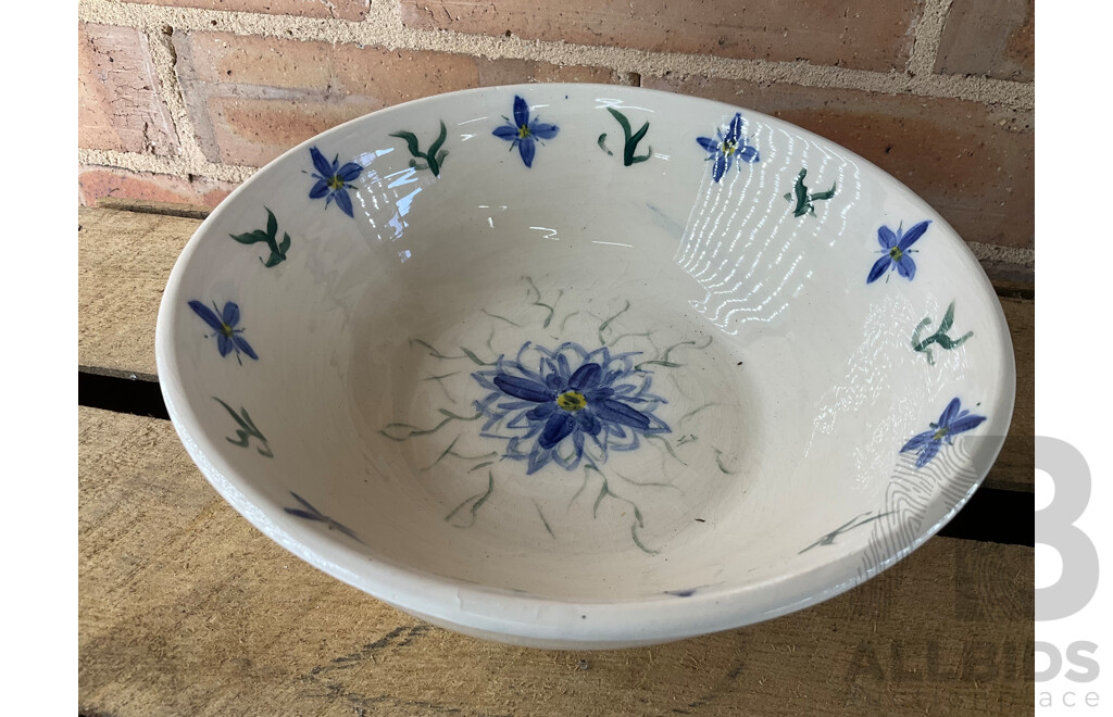 Roma Rubensohn (1927-2025) Collection of Studio Pottery Collection in Blue Tones - Lot of 15
