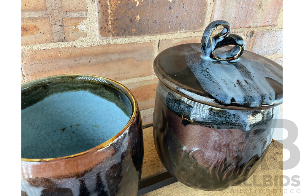 Roma Rubensohn (1927-2025) Collection of Studio Pottery Collection in Brown Blue Tones - Lot of 11