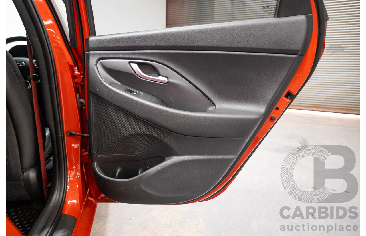03/2018 Hyundai i30 SR PD 4D Hatchback Pheonix Orange Metallic 1.6L